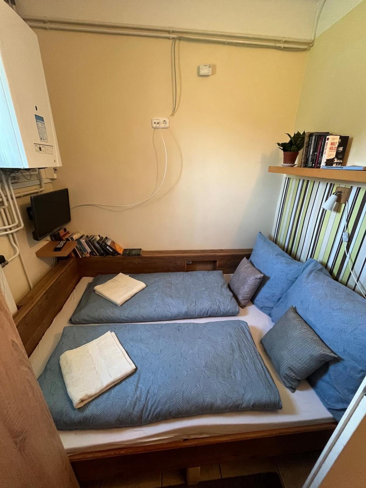 Tejfeles Vendeghaz Apartment Porva Luaran gambar