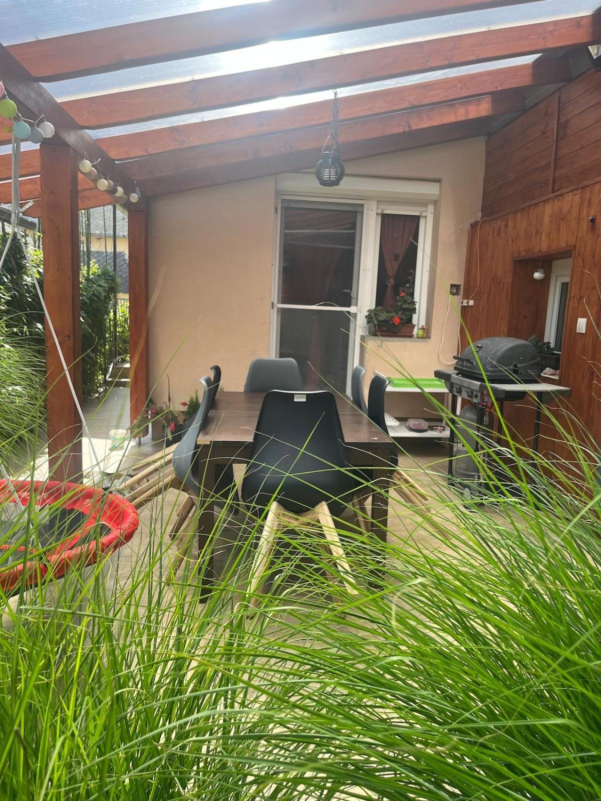Tejfeles Vendeghaz Apartment Porva Luaran gambar