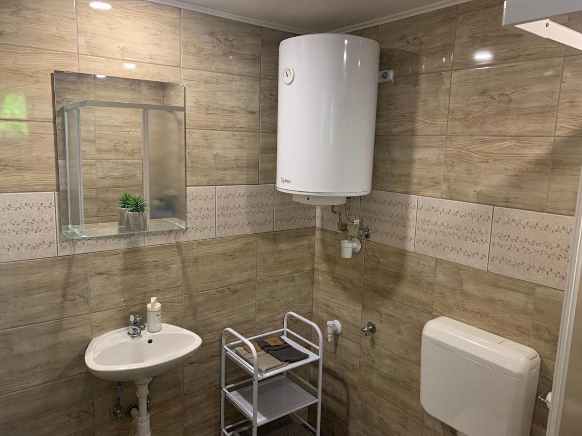 Tejfeles Vendeghaz Apartment Porva Luaran gambar
