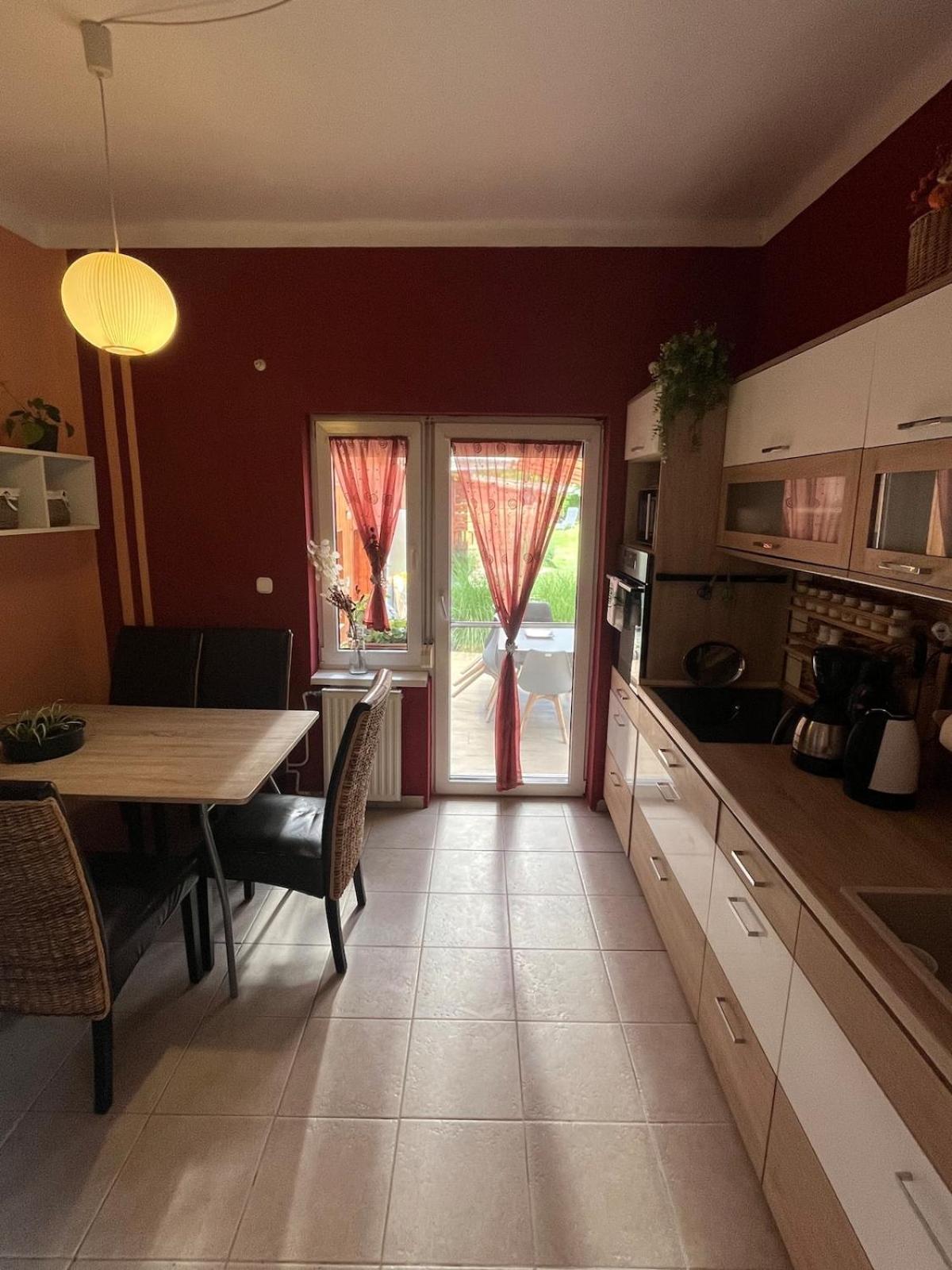 Tejfeles Vendeghaz Apartment Porva Luaran gambar