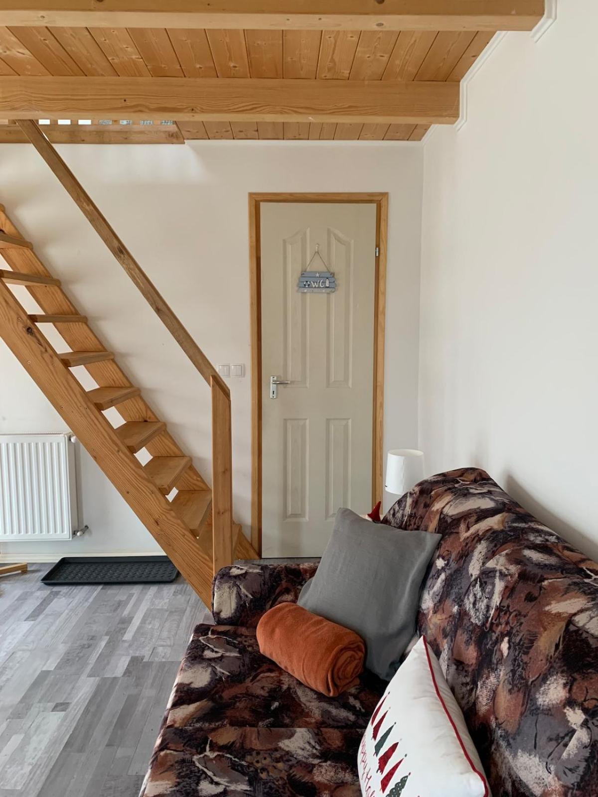 Tejfeles Vendeghaz Apartment Porva Luaran gambar